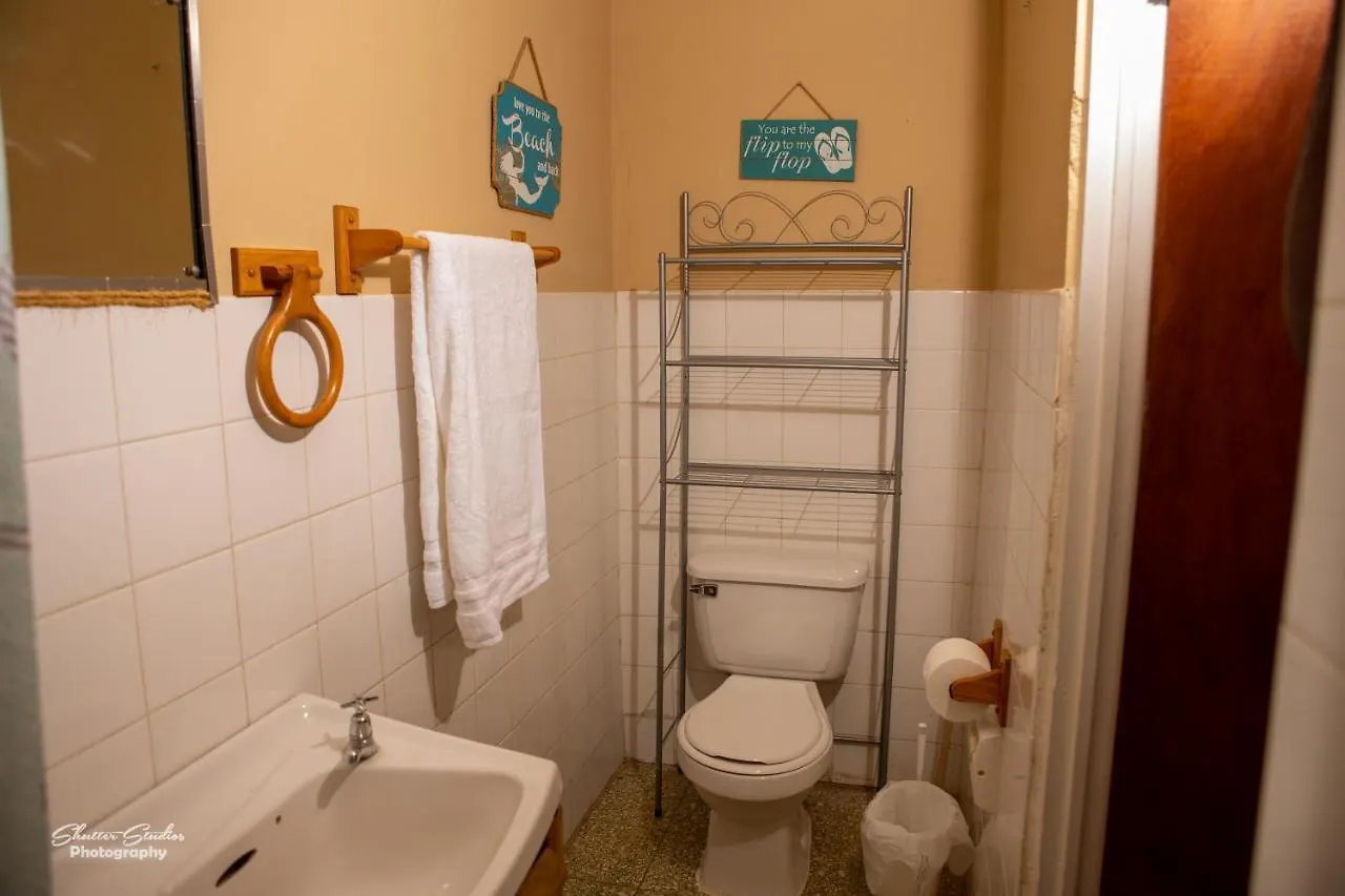 Bed & Breakfast Treasure Beach Inn And Bar Jamaica